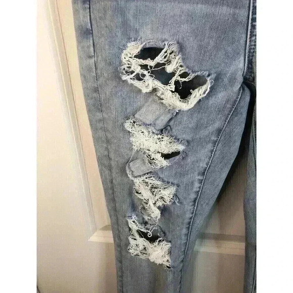 American Eagle Next Level Stretch 360 High Rise Blue Jegging Destroyed 4 Short - Picture 2 of 10